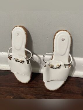 White Slide Sandals with Metallic Accent